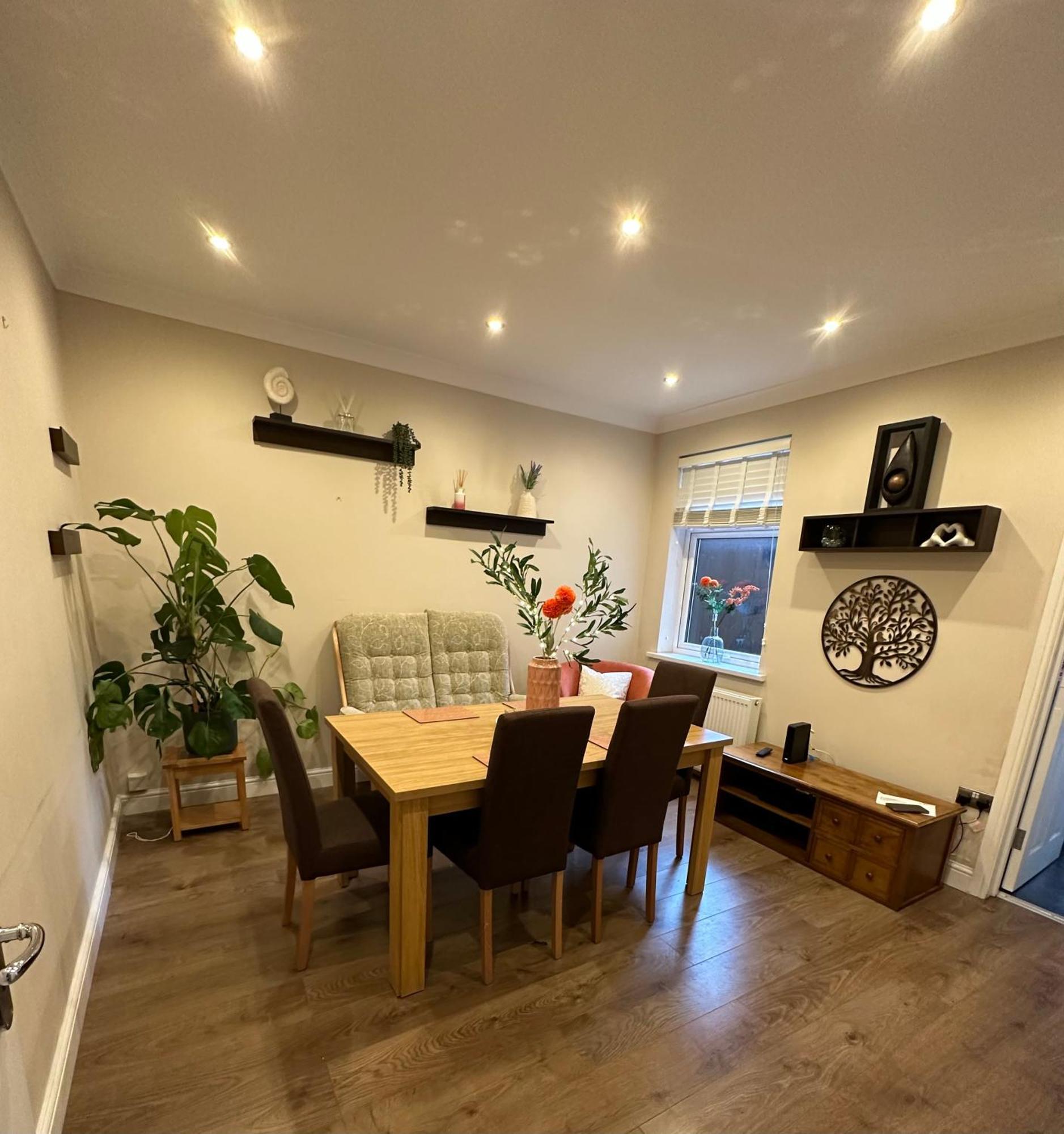 Adam'S Place, Watford Wd17 2Py Villa Buitenkant foto